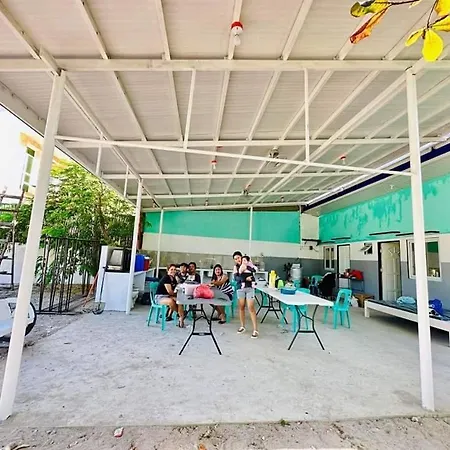 Tiny Cabins And Couple Rooms Beachcamp For Budget Travellers In Patar- Beachfront Bolinao Exterior photo
